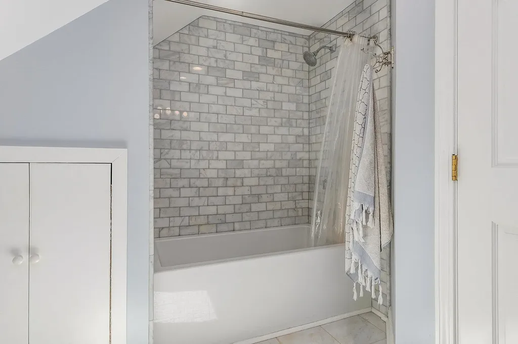 15 Mount Vernon Street Portsmouth NH 03801