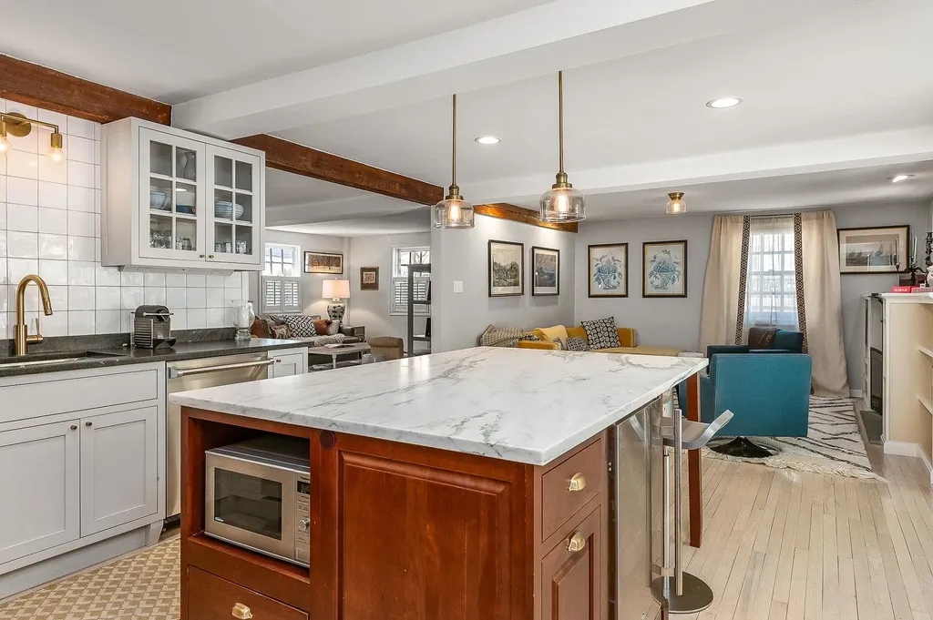 15 Mount Vernon Street Portsmouth NH 03801