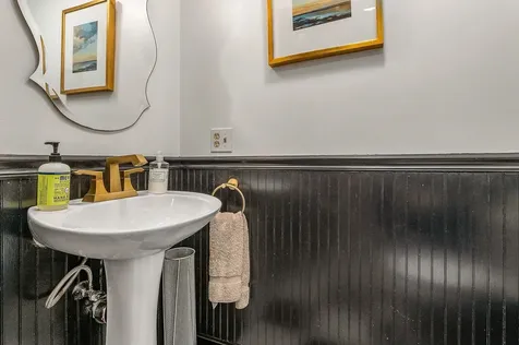 15 Mount Vernon Street Portsmouth NH 03801