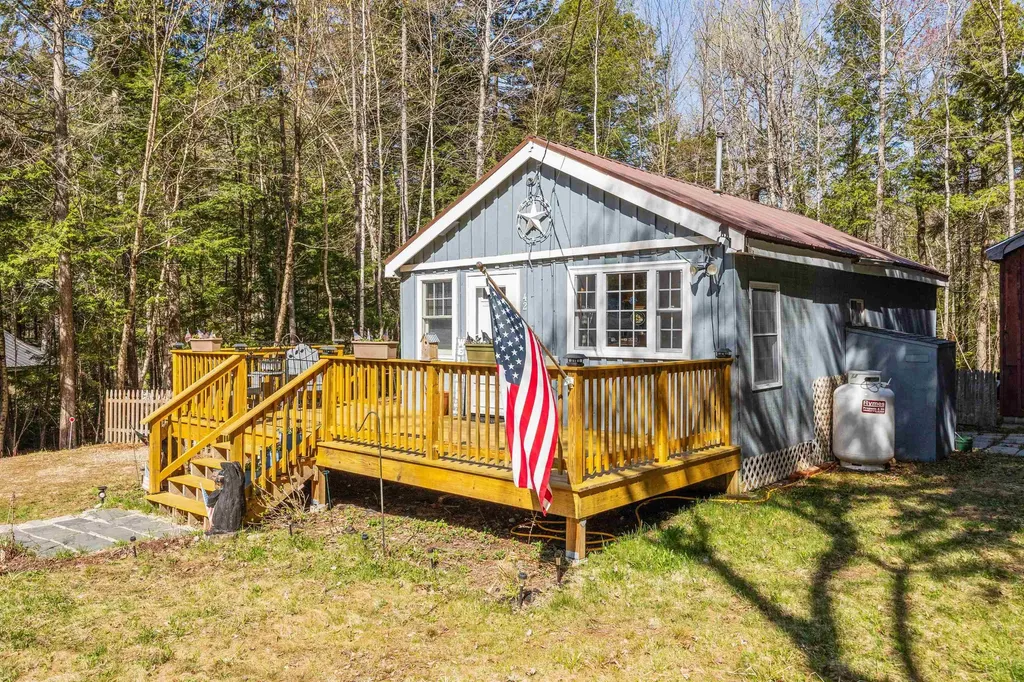 42 Aspen Lane Danbury NH 03230