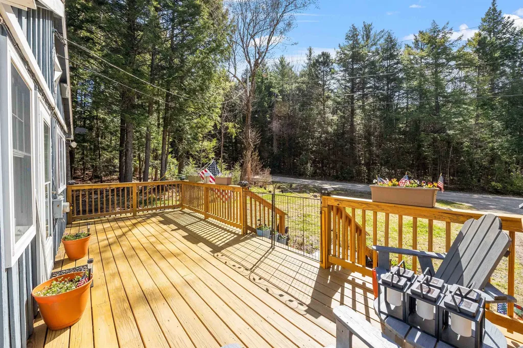 42 Aspen Lane Danbury NH 03230