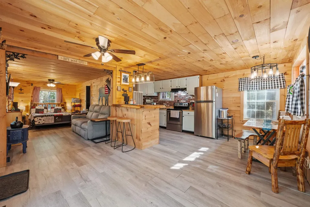 42 Aspen Lane Danbury NH 03230