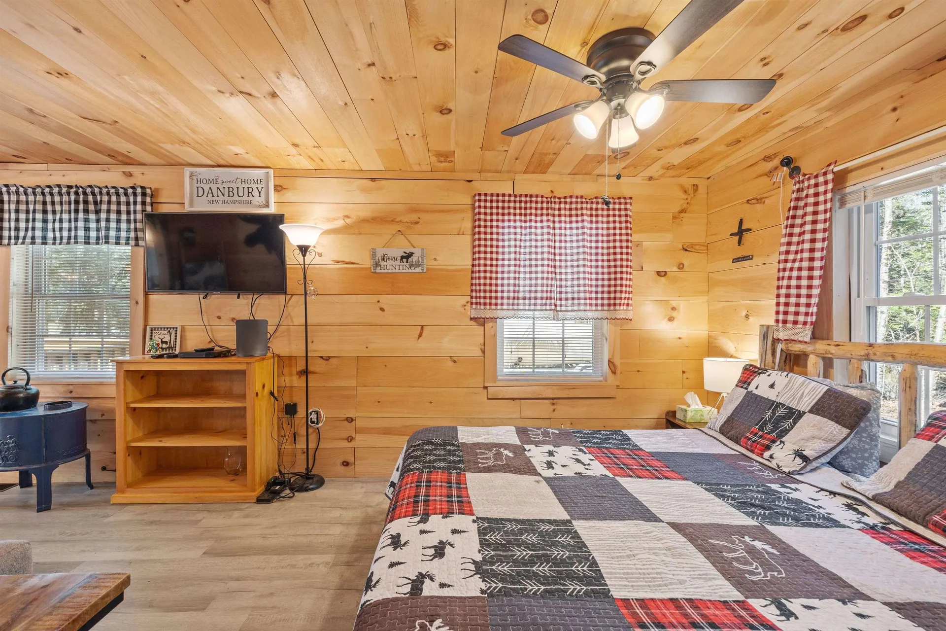 42 Aspen Lane Danbury NH 03230