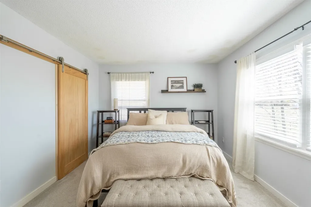 12 Forest Road Wolfeboro NH 03894
