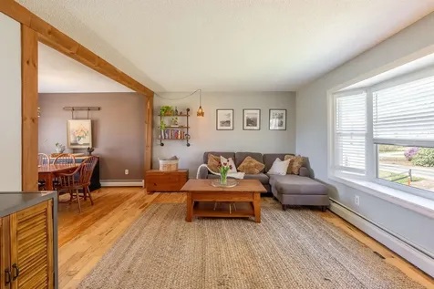 12 Forest Road Wolfeboro NH 03894