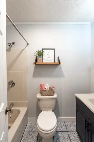 12 Forest Road Wolfeboro NH 03894