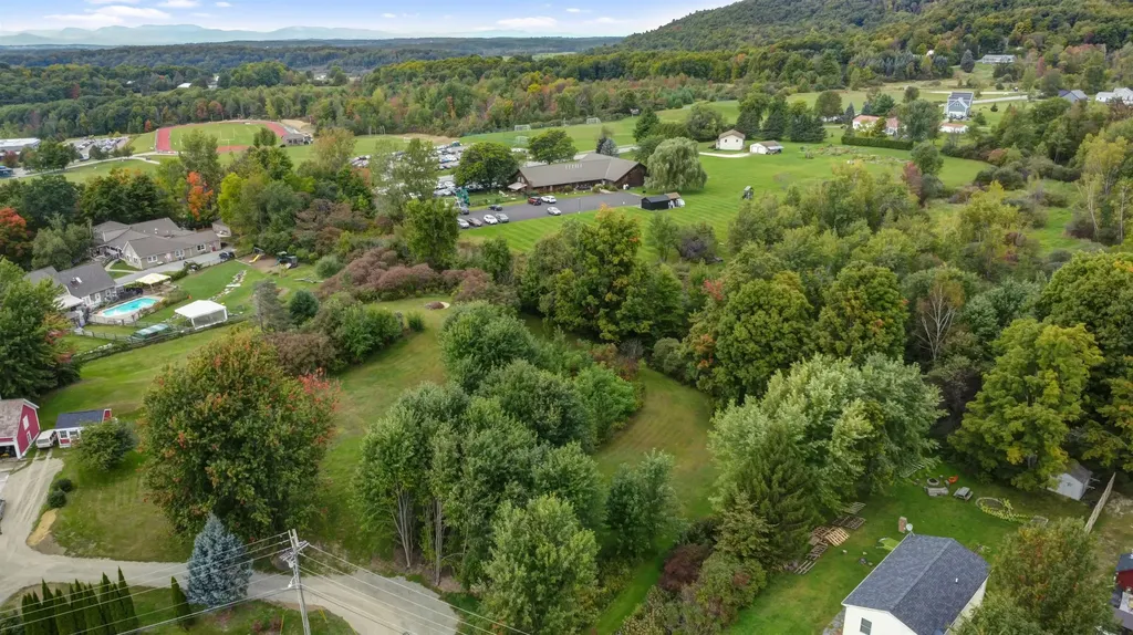 201 Richmond Road Hinesburg VT 05461