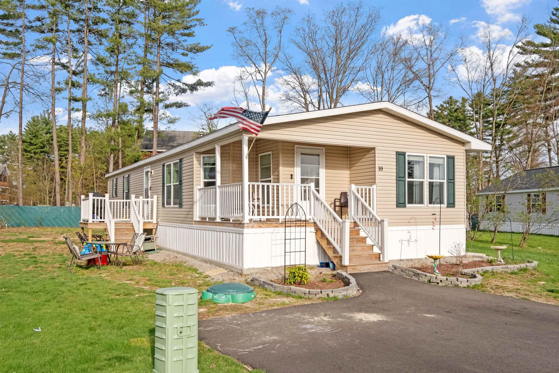 10 North Emperor Drive Concord NH 03303