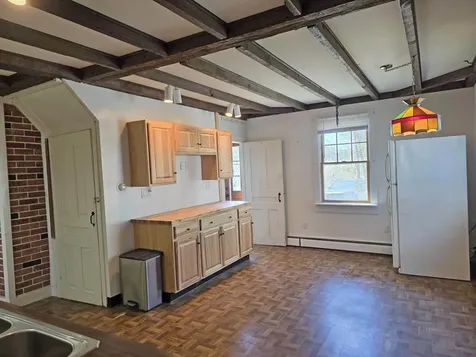 631 Vt Route 30 Newfane VT 05345