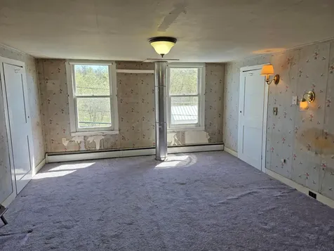 631 Vt Route 30 Newfane VT 05345