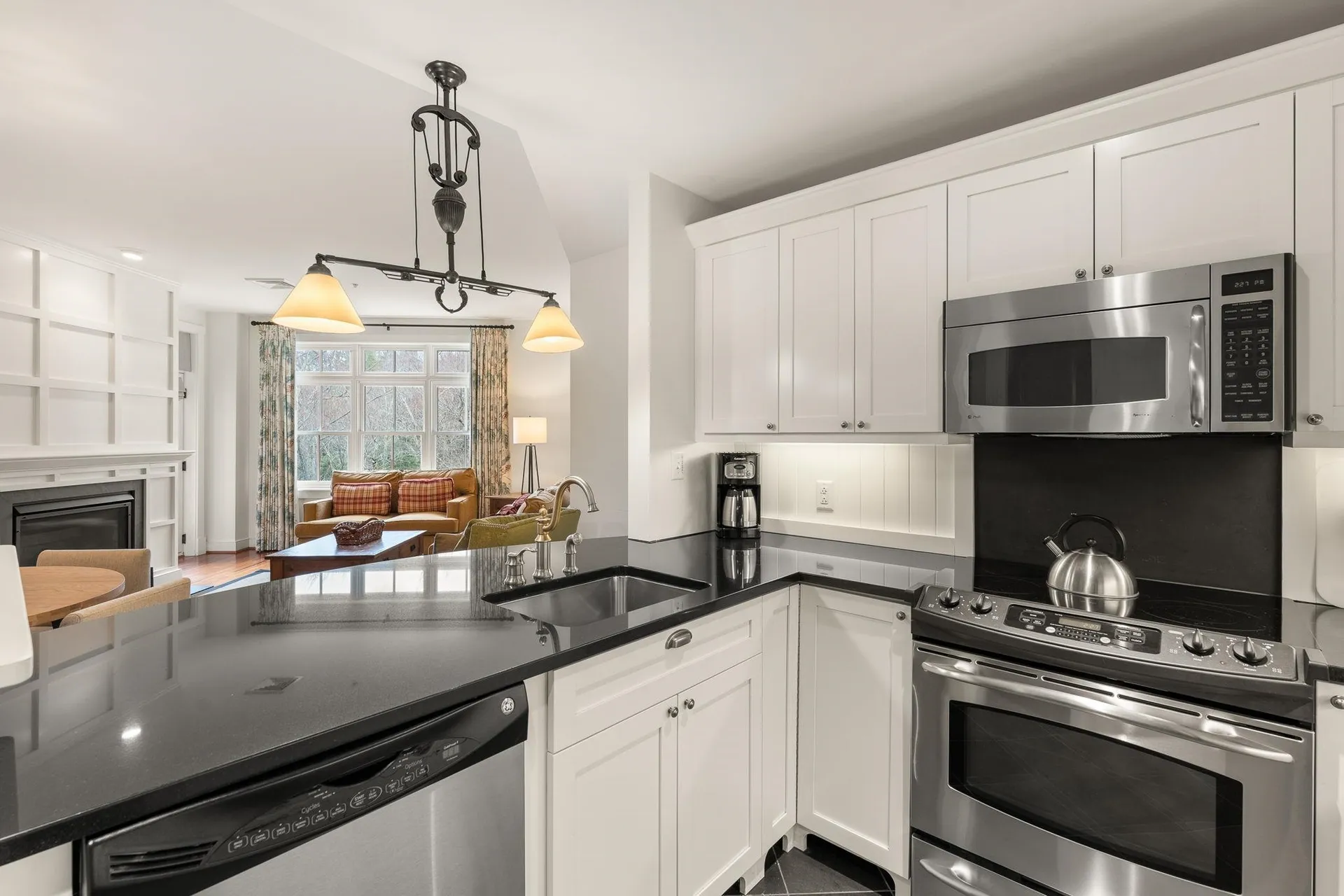 102 Forest Drive Warren VT 05674