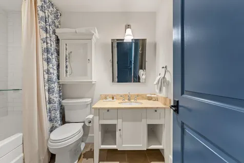 102 Forest Drive Warren VT 05674