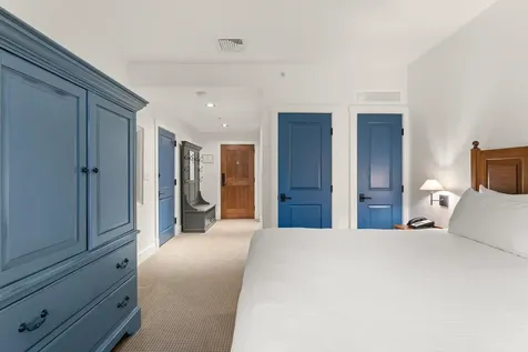 102 Forest Drive Warren VT 05674