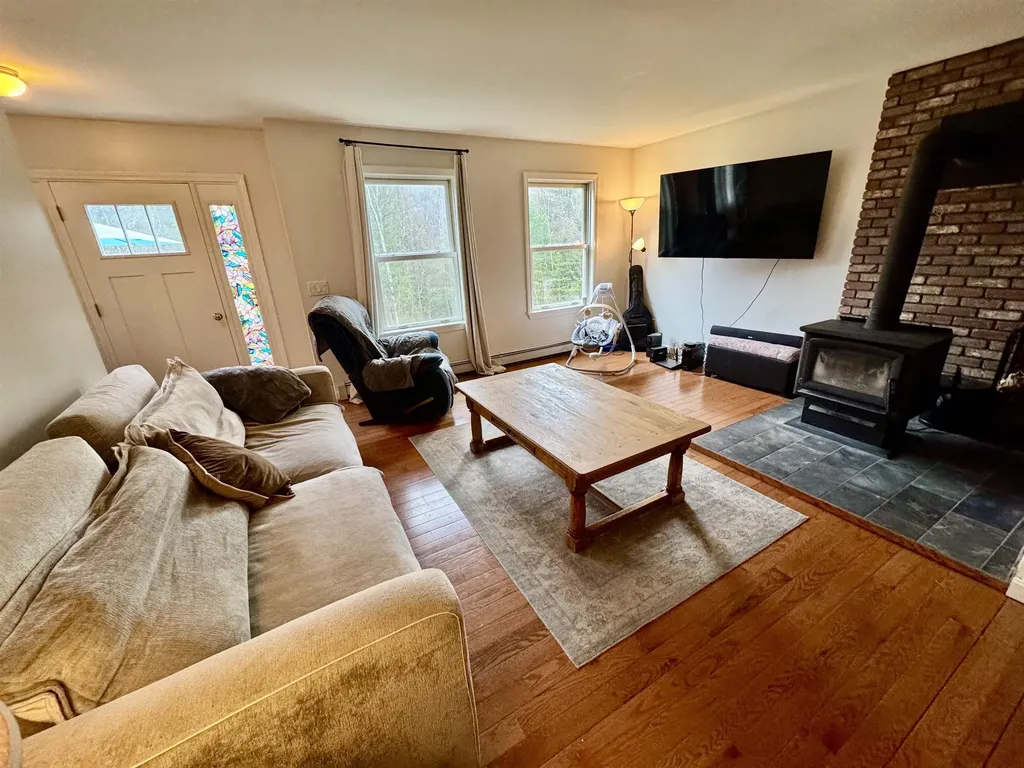 95 Harpers Way Granville VT 05747