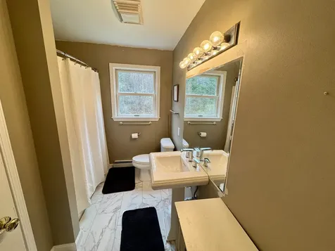 95 Harpers Way Granville VT 05747