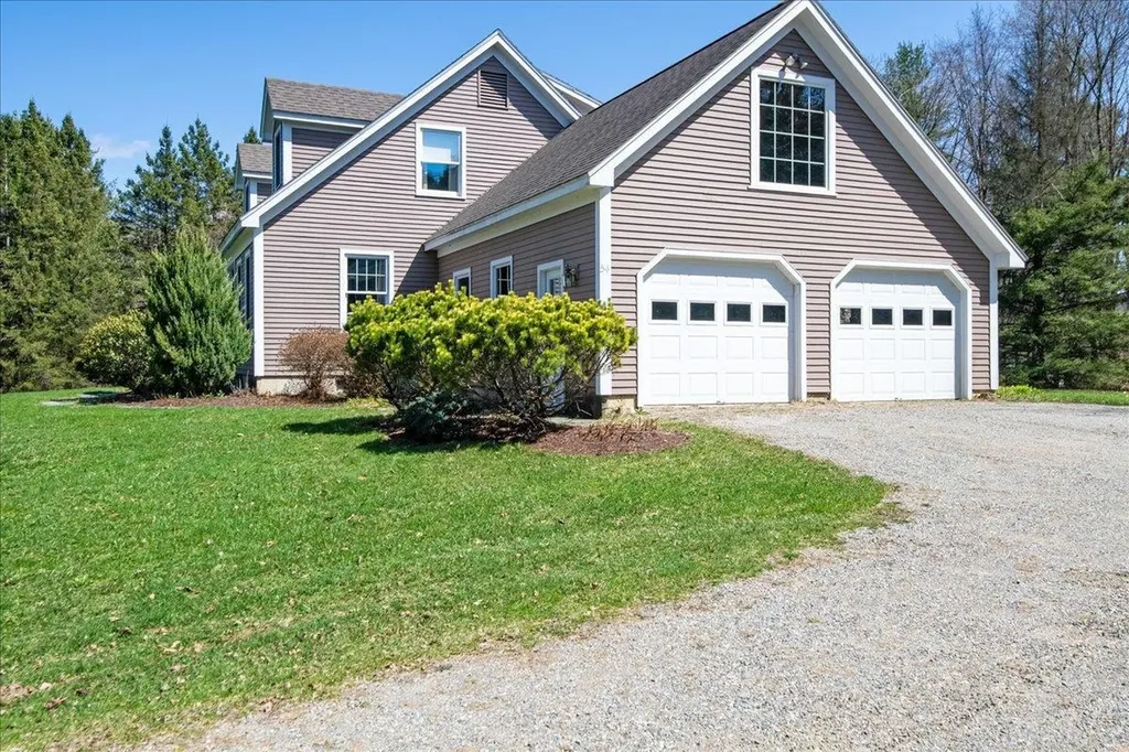 54 Autumn Lane Bristol VT 05443