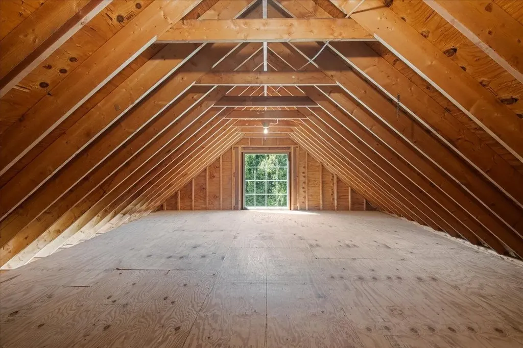 54 Autumn Lane Bristol VT 05443