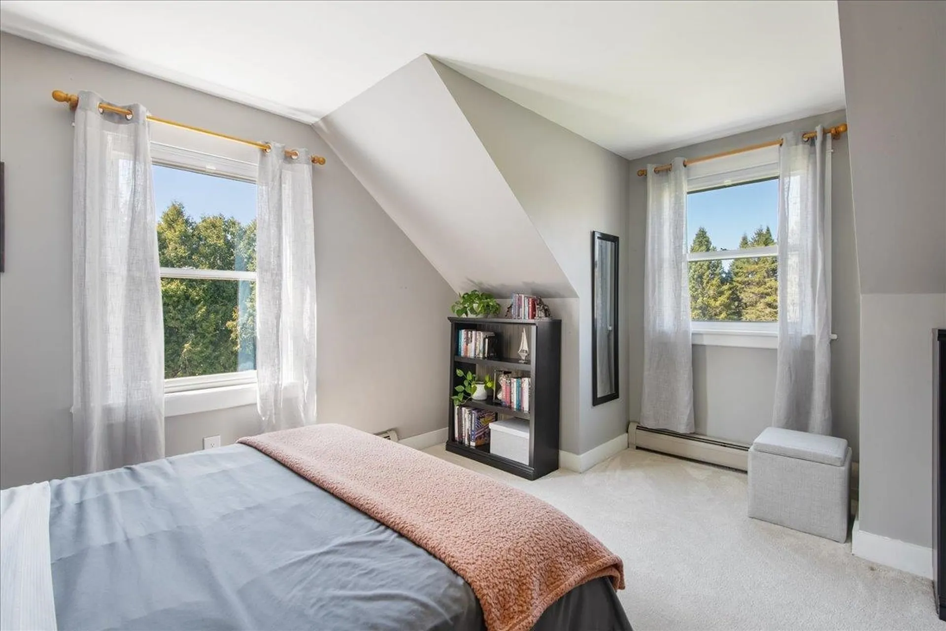 54 Autumn Lane Bristol VT 05443