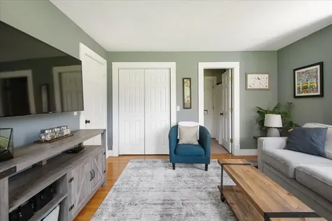 54 Autumn Lane Bristol VT 05443