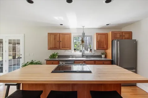 54 Autumn Lane Bristol VT 05443