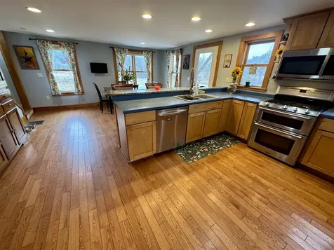 1907 River Road Moretown VT 05602