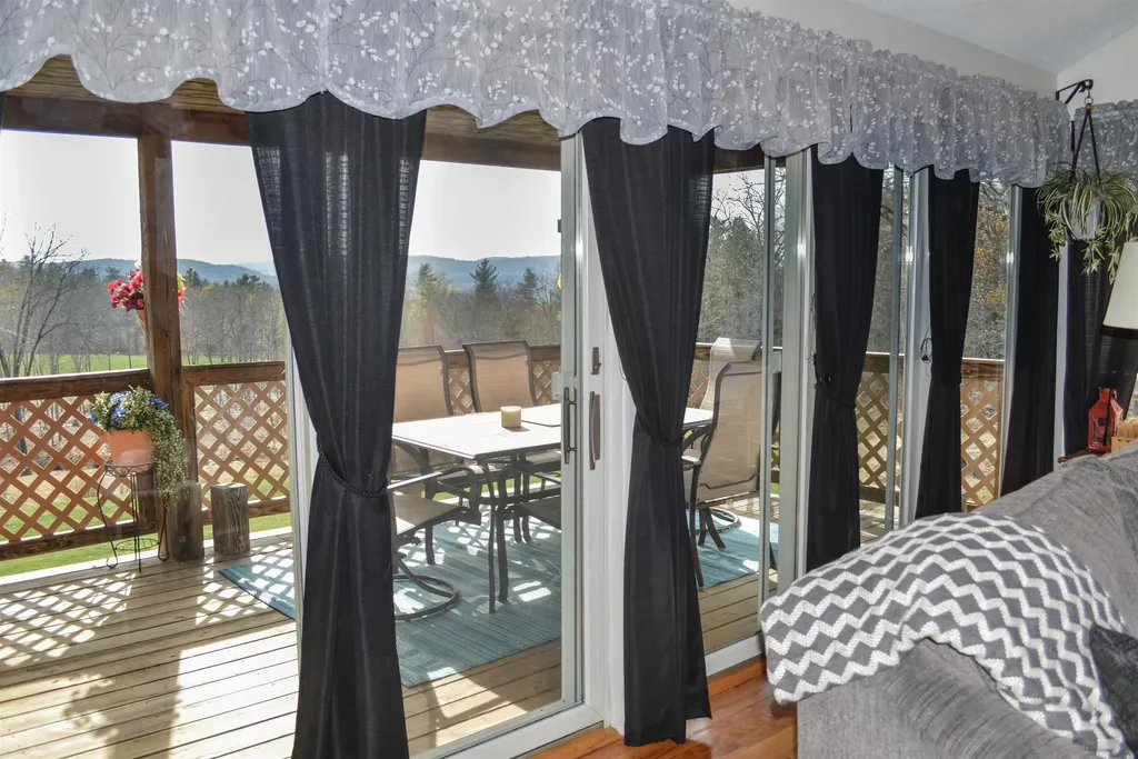 15 Mulligan Right Of Way Westmoreland NH 03467