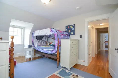 70 Summit Avenue Portsmouth NH 03801