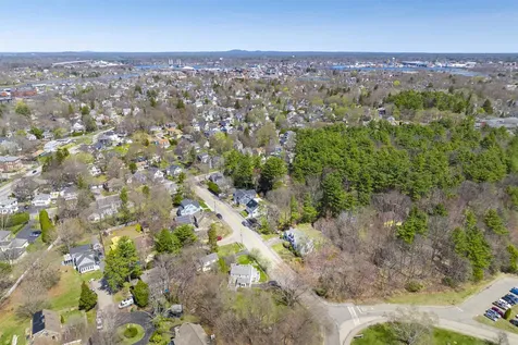 70 Summit Avenue Portsmouth NH 03801