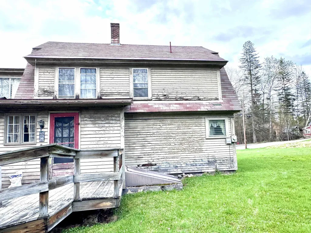 65 Portland Street Lancaster NH 03584