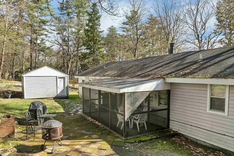 16 Robin Lane Moultonborough NH 03254