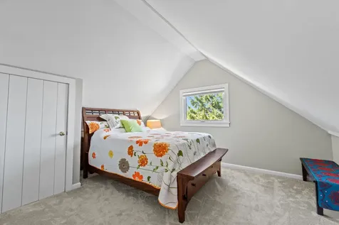 128 Mountain Drive New Durham NH 03855-6123
