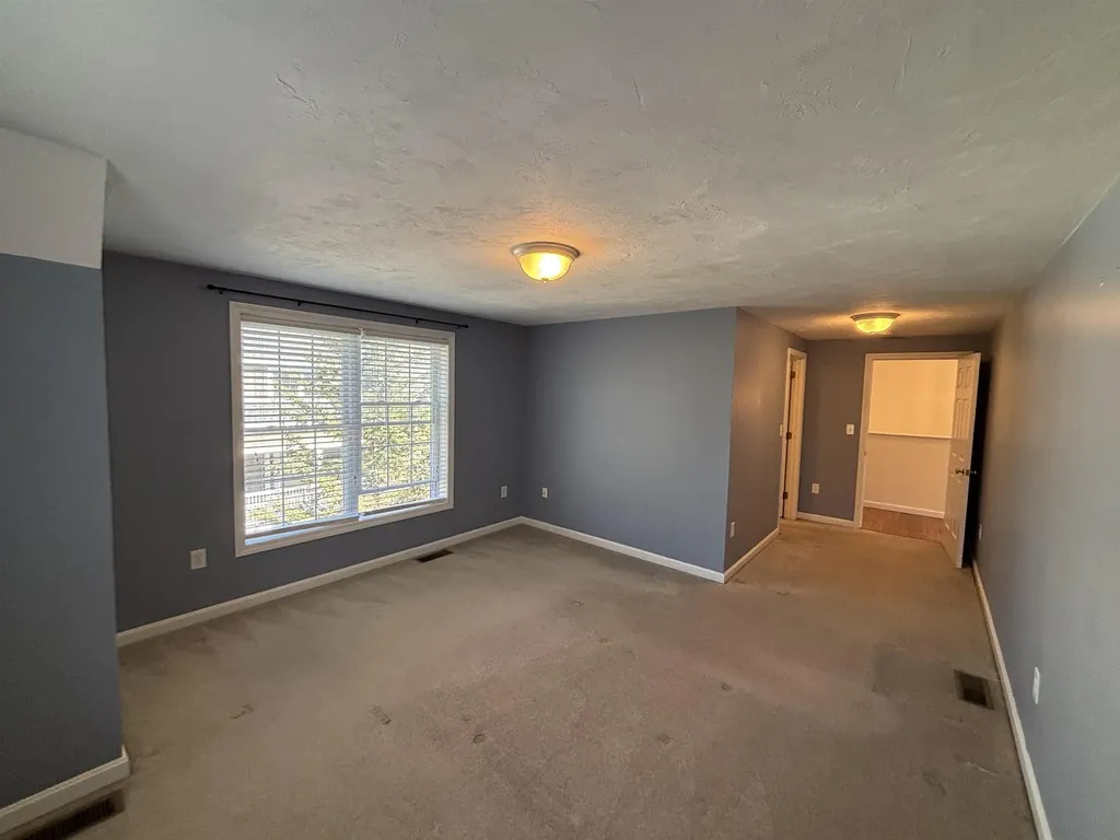 11 Footbridge Lane Dover NH 03820