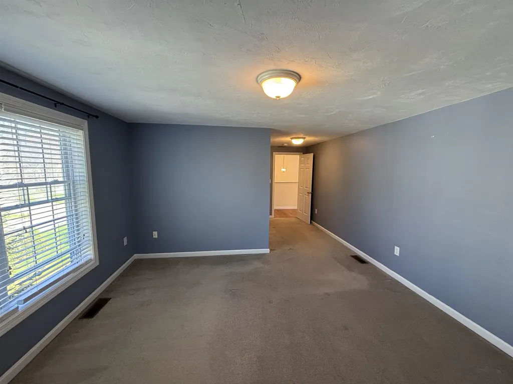 11 Footbridge Lane Dover NH 03820