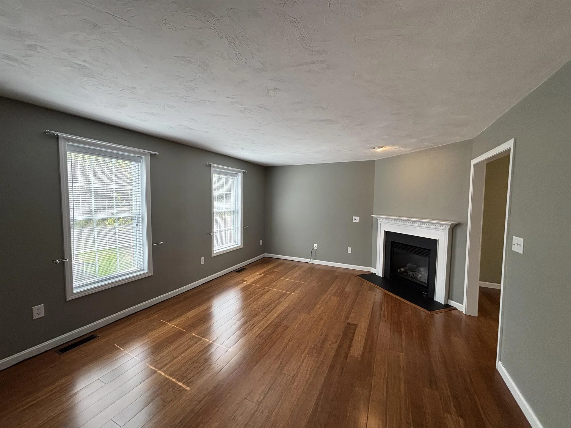 11 Footbridge Lane Dover NH 03820