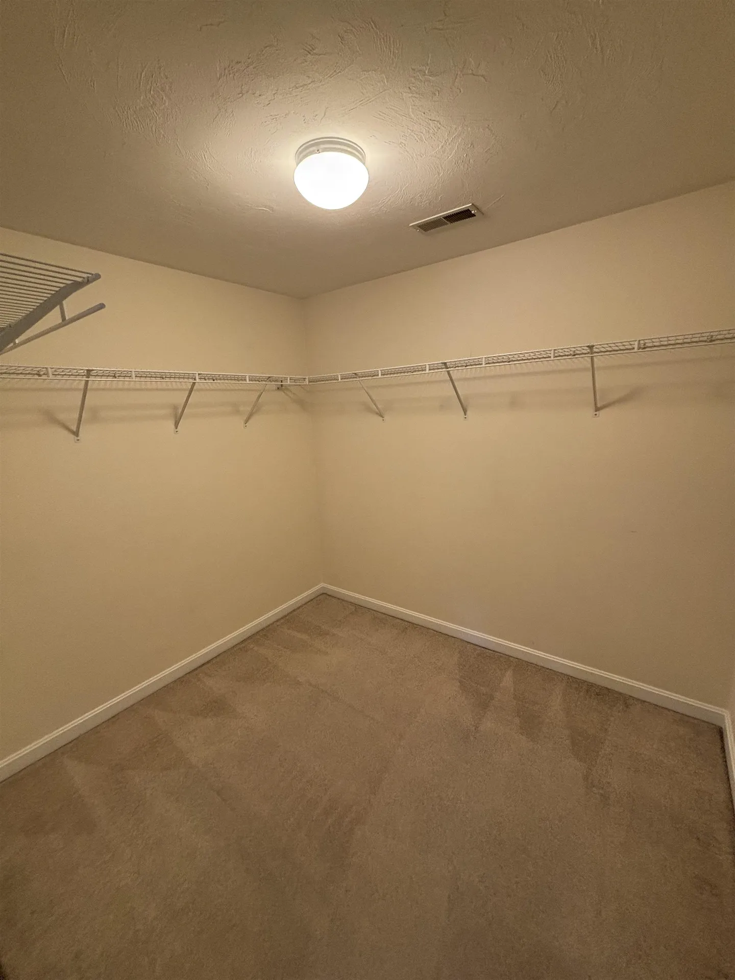 11 Footbridge Lane Dover NH 03820