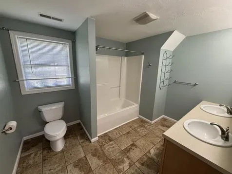 11 Footbridge Lane Dover NH 03820