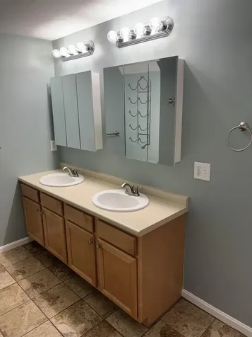 11 Footbridge Lane Dover NH 03820