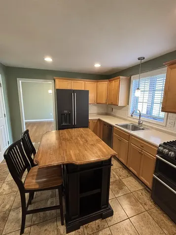 11 Footbridge Lane Dover NH 03820