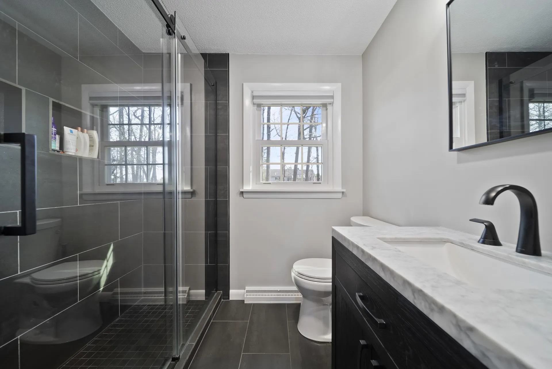 25 Carol Avenue Salem NH 03079