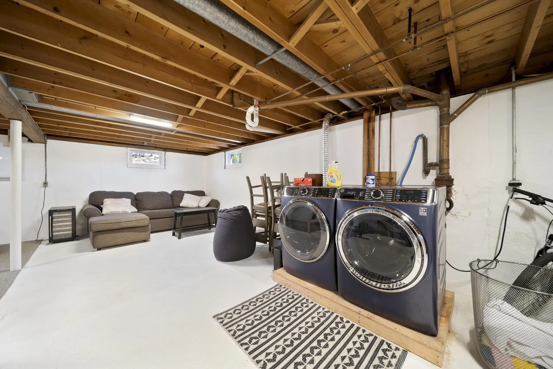 25 Carol Avenue Salem NH 03079