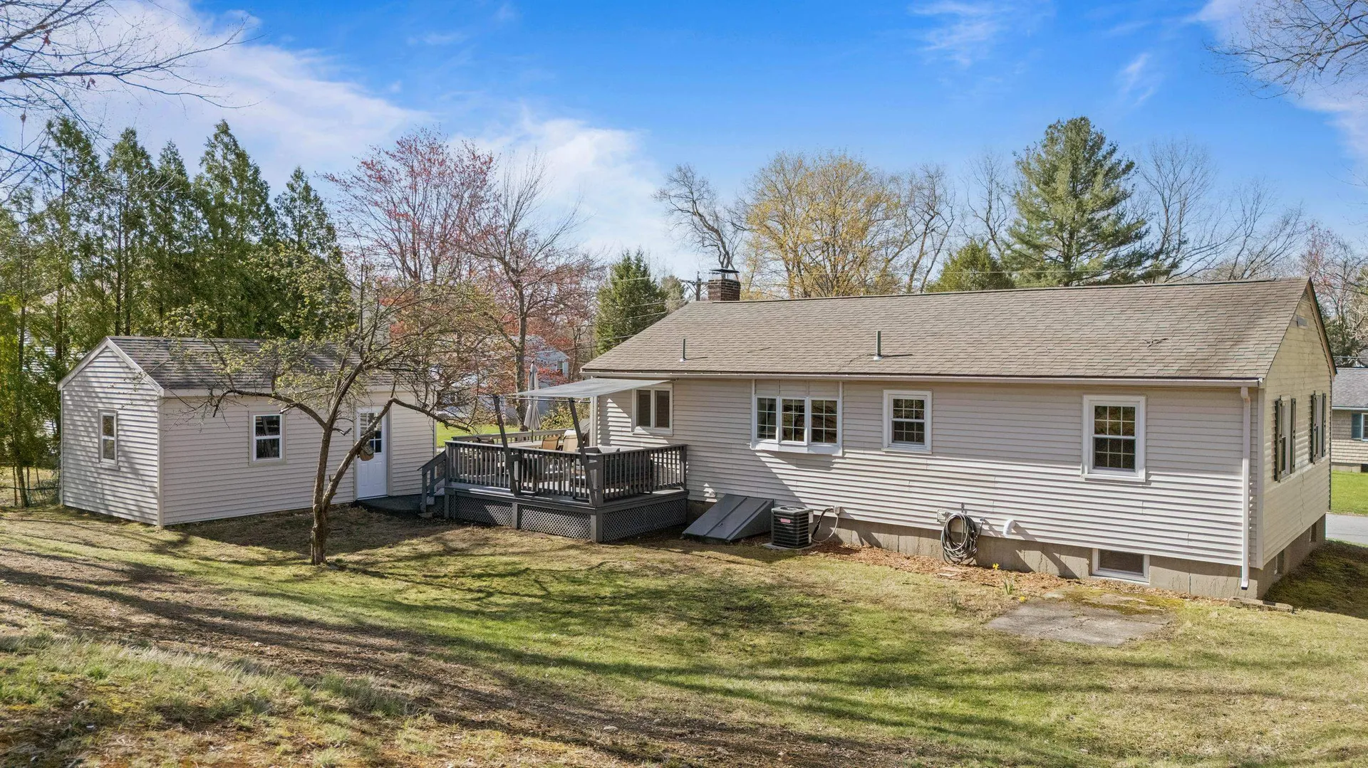 25 Carol Avenue Salem NH 03079