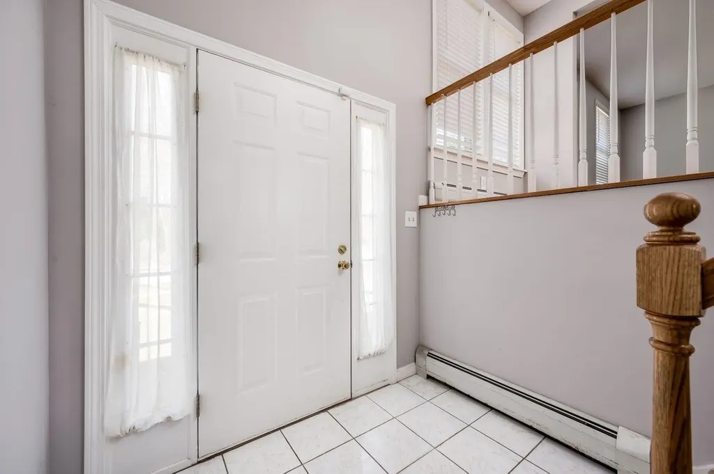 16 Meadow Lane Rochester NH 03867