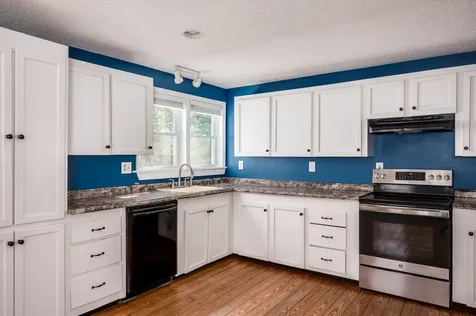 16 Meadow Lane Rochester NH 03867