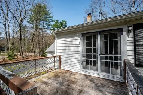 16 Meadow Lane Rochester NH 03867