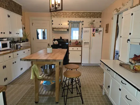 19 Highland Avenue Newport NH 03773