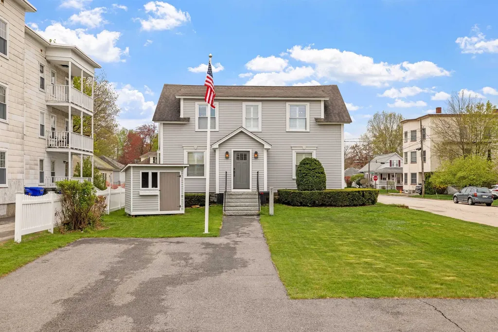645 Lake Avenue Manchester NH 03103