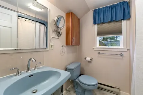 3 Drew Lane Kingston NH 03848