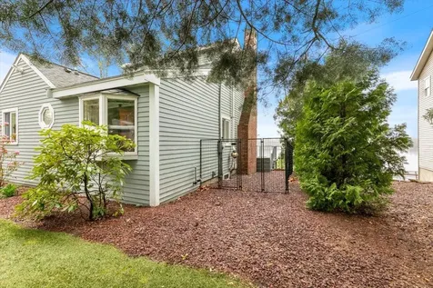 3 Drew Lane Kingston NH 03848