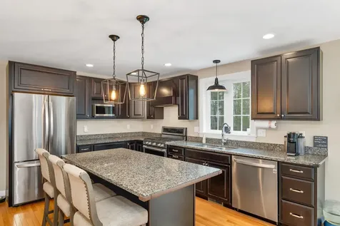 73 Village Place Drive Barrington NH 03825
