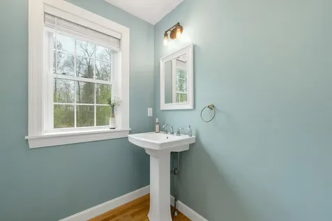 73 Village Place Drive Barrington NH 03825